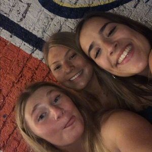 Meet your Posher, Kaleigh